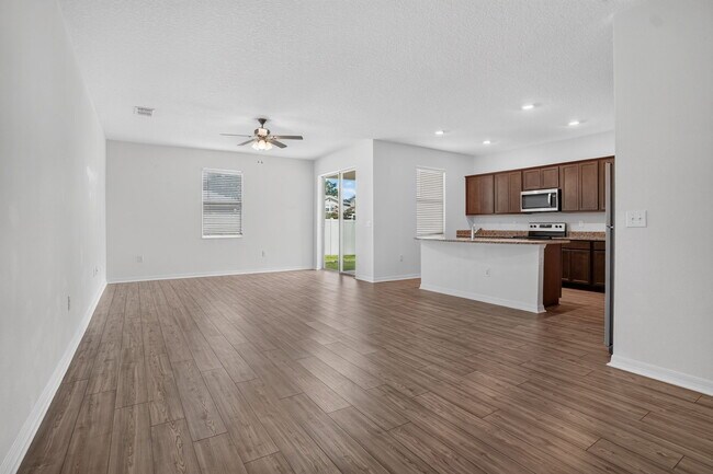 Foto del edificio - 6170 Dolostone Dr