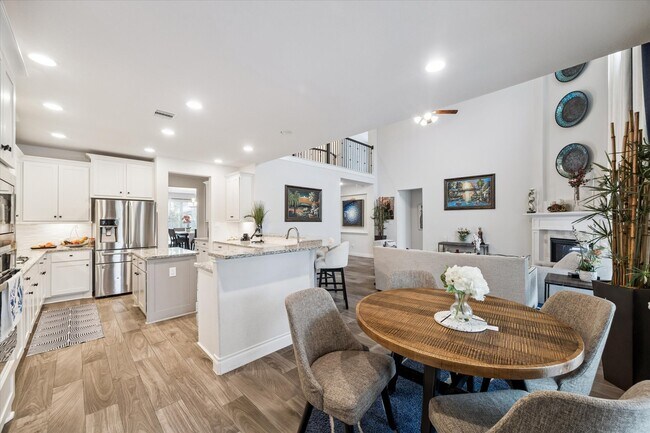 Building Photo - 1307 Hackberry Heights Dr