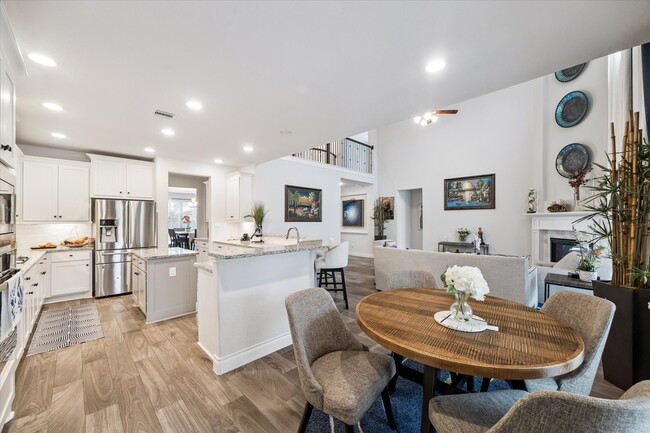 Foto del edificio - 1307 Hackberry Heights Dr