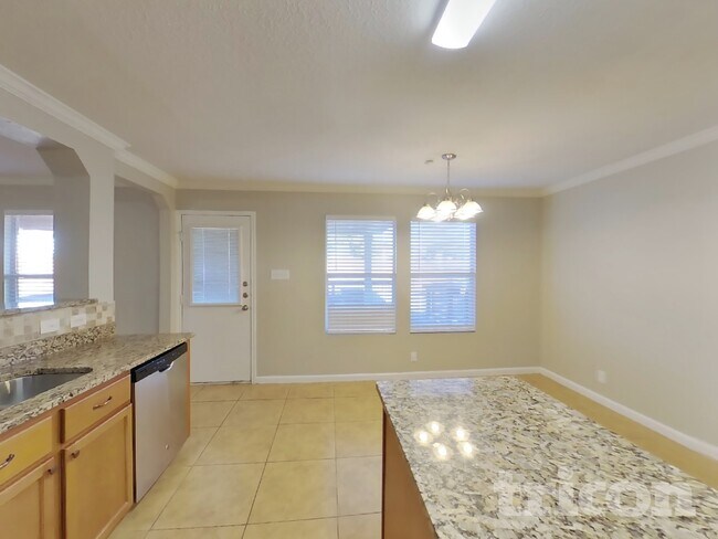 Foto del edificio - 11703 Silver Prairie