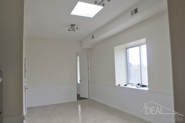 Foto del edificio - 433 Wilson Ave