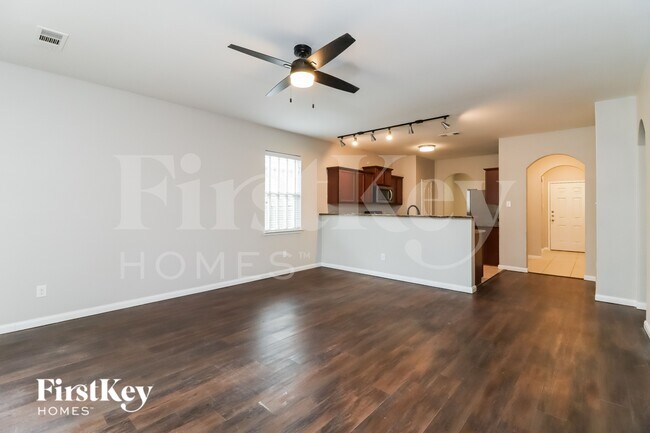 Foto del edificio - 6205 Ryan Creek Rd