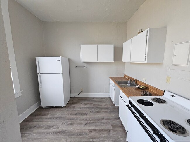 Foto del edificio - 221 Fir St