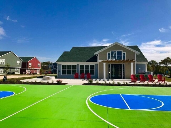 Building Photo - Campus Creek Townhomes