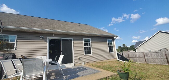 Building Photo - 270 Maria ~ Mitchells Landing