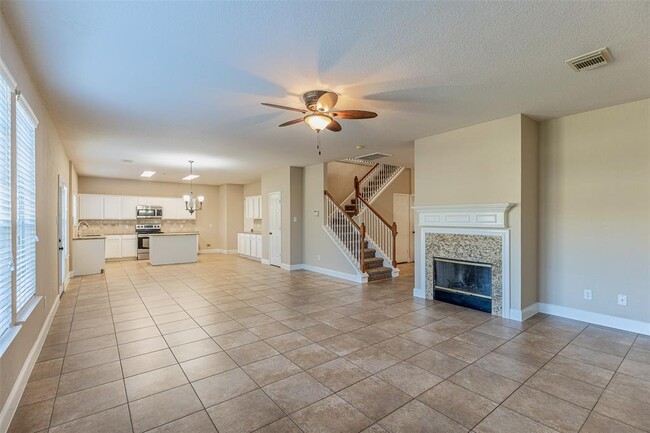 Building Photo - 21526 Oak Park Trails Dr