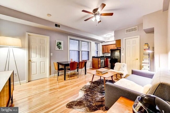 Photo - 1321 Fairmont St NW Apartment