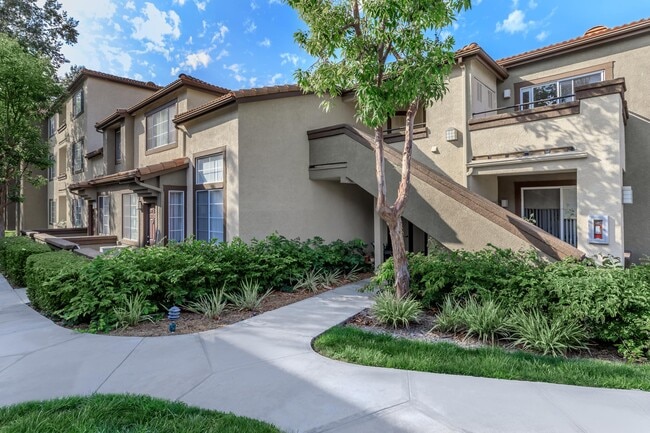 Building Photo - Wood Canyon Villas
