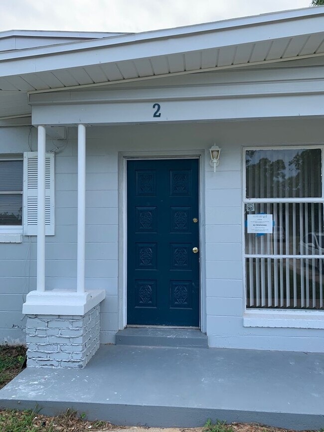 Building Photo - 2 Harmony Ave Pensacola, FL 32505 Ask us h...