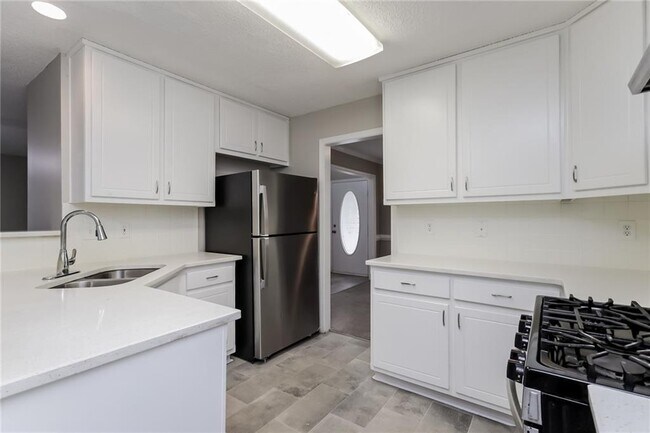 Foto del edificio - 3576 Mitchells Glen Ct