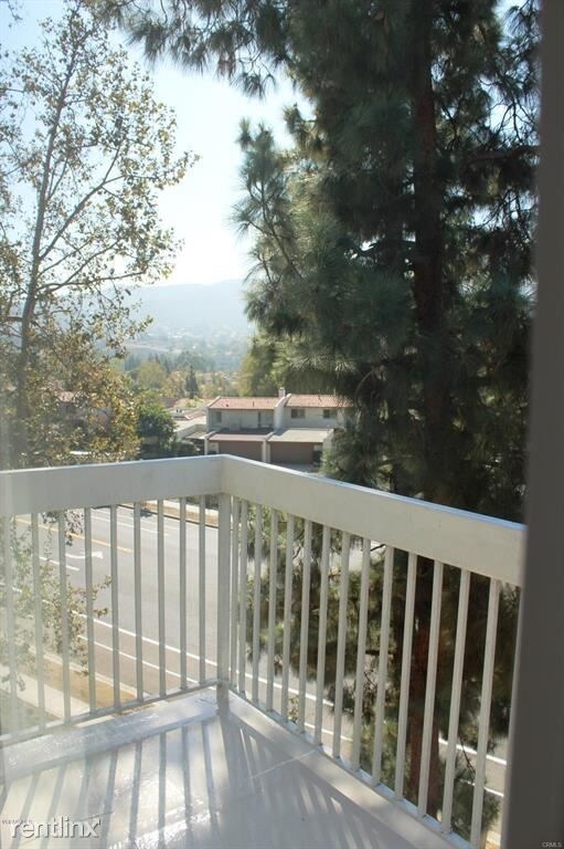 Building Photo - 4 br, 3 bath House - 610 Tree Top Ln