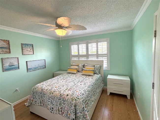 Building Photo - 2236 N Cypress Bend Dr