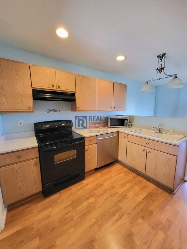 Building Photo - 5467 S Quatar Ct