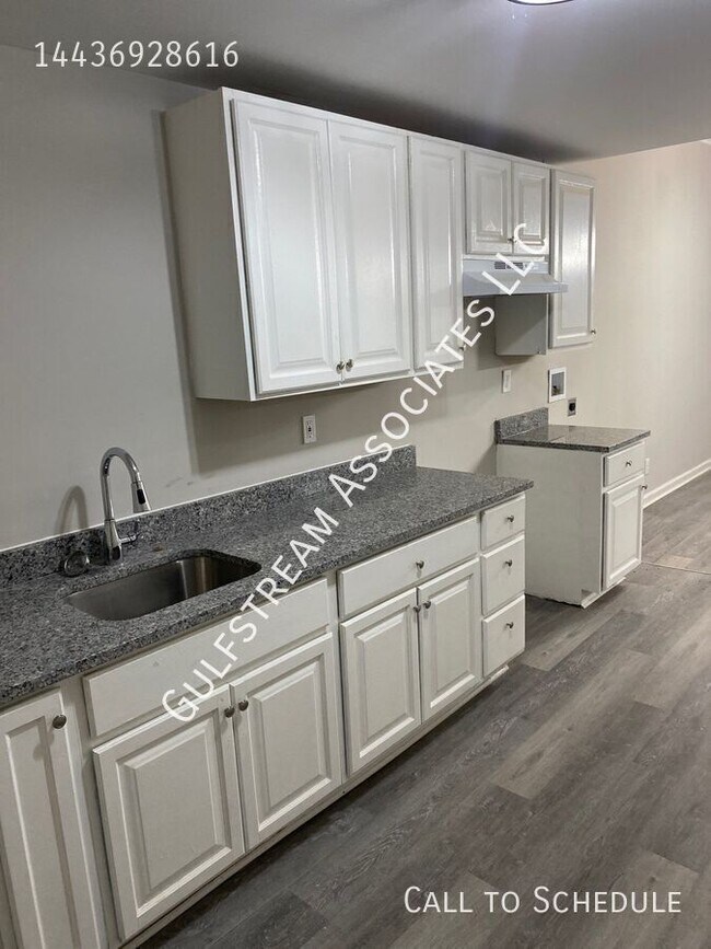 Foto del edificio - 1149 N Fulton Ave