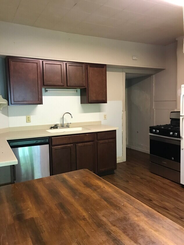 Foto principal - 316 S Aurora St