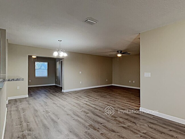 Foto del edificio - 1860 Willow Oak Dr N