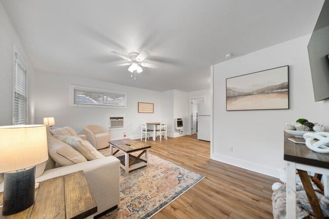 Building Photo - 219 Afton St