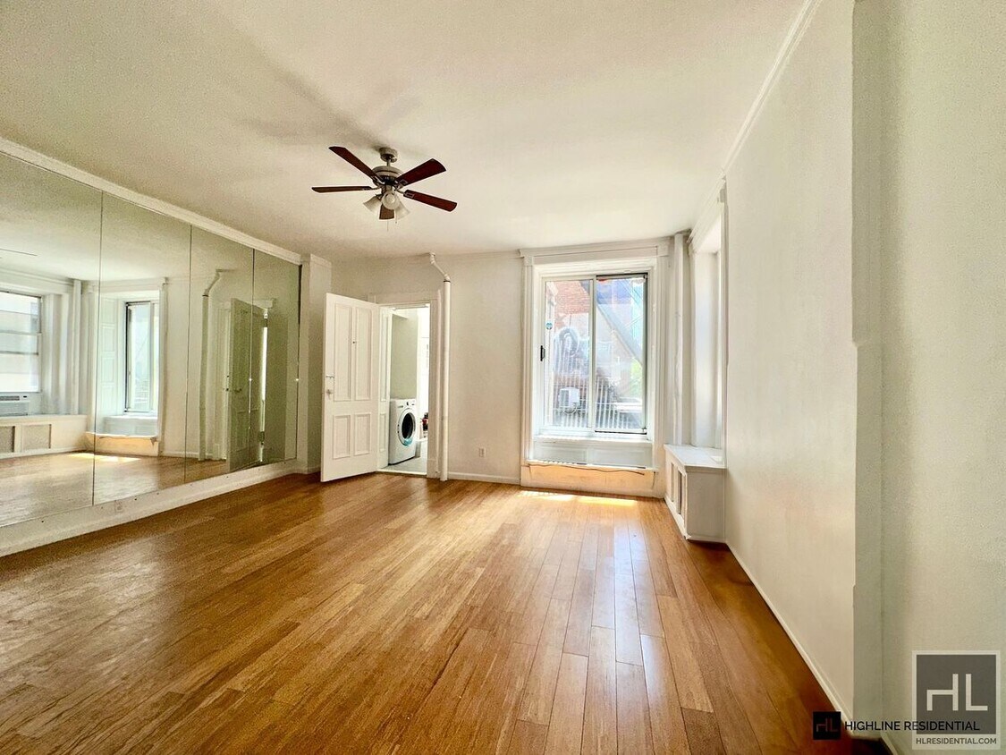 Primary Photo - East 64th street/ NO PETS