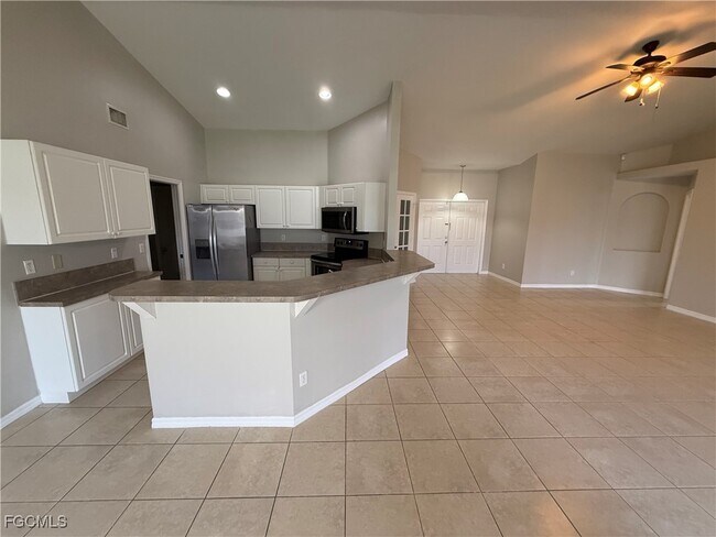 Foto del edificio - 709 SW 31st St