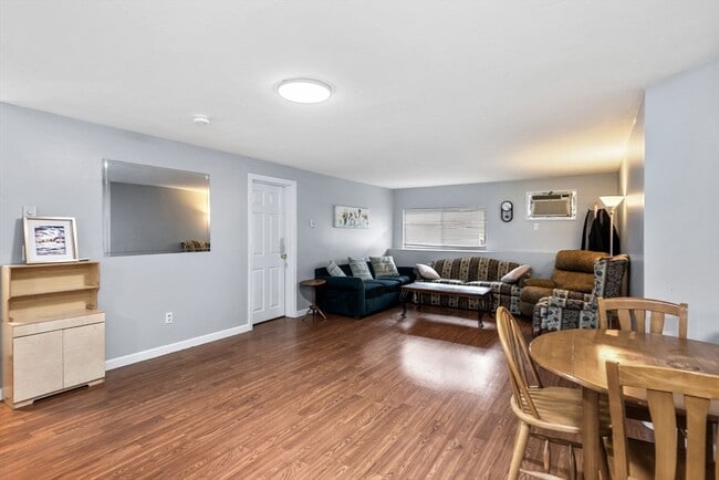 Foto del edificio - 11 Gibbs St