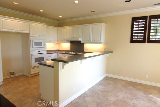 Building Photo - 16 Hearthside Rd