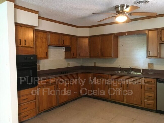 Foto del edificio - 904 NE 36th St