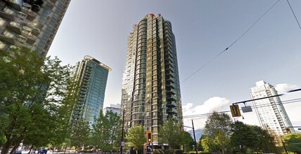 Building Photo - 1328 W Pender St