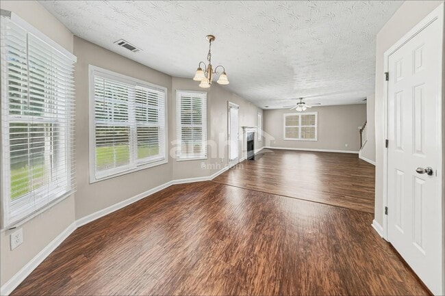 Building Photo - 1558 Great Shoals Cir