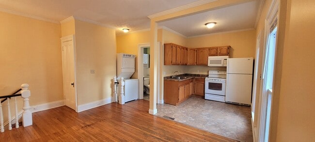 Kitchen & Laundry - 114 Elm St