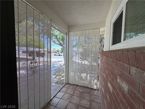 Building Photo - 1317 Pyramid Dr