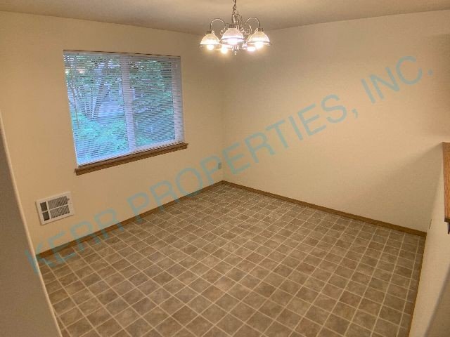 Foto del edificio - Spacious 2-Bed, 2-Bath Haven in Gresham - 1126 Sq Ft of Comfort!