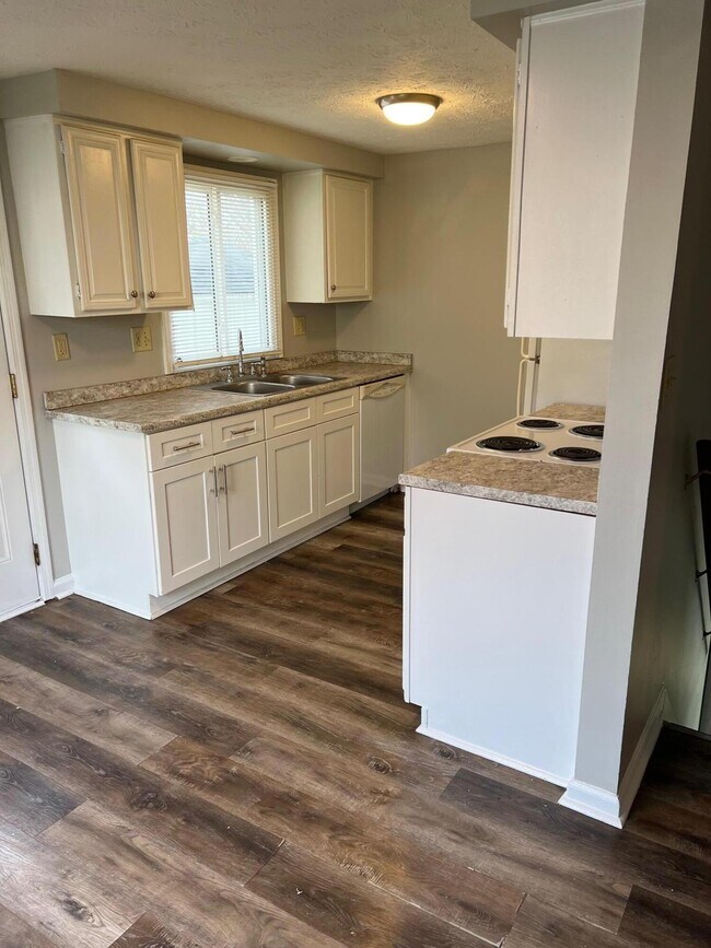 Foto del edificio - 316 Sandwood Pl