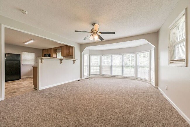 Foto del edificio - 1006 Bankhead Blvd