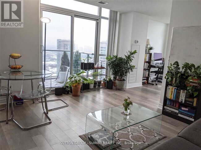 Building Photo - 50 Town Centre Court