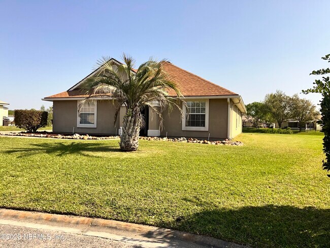Building Photo - 6989 Clearwater Park Ct S