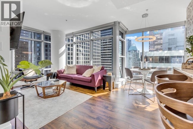 Photo du bâtiment - 1111 Alberni St