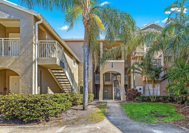 Building Photo - 1740 Palm Cove Blvd