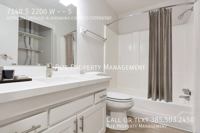 Building Photo - If your apartment was your best friend, th...