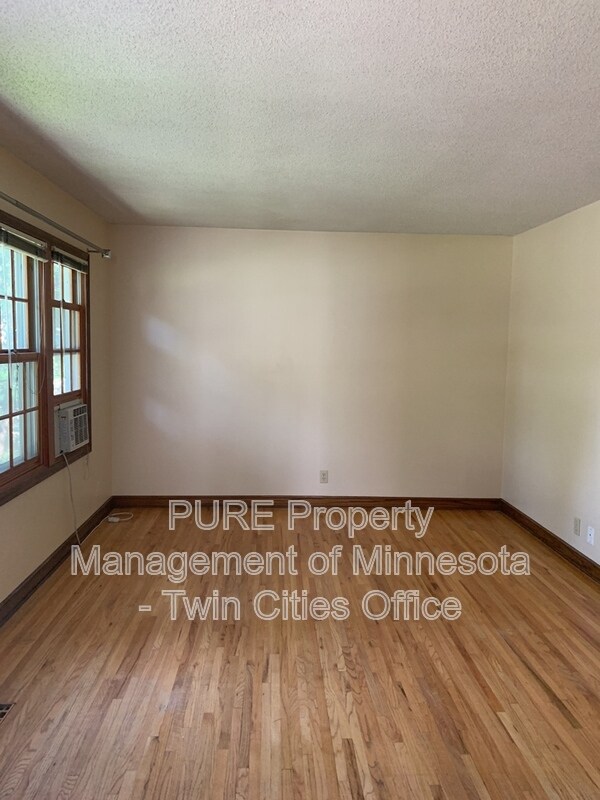 Building Photo - 5214 N Irving Ave