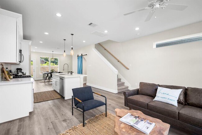 Foto del edificio - 8016 Willow St