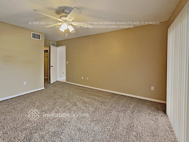 Foto del edificio - 27439 Breakers Dr