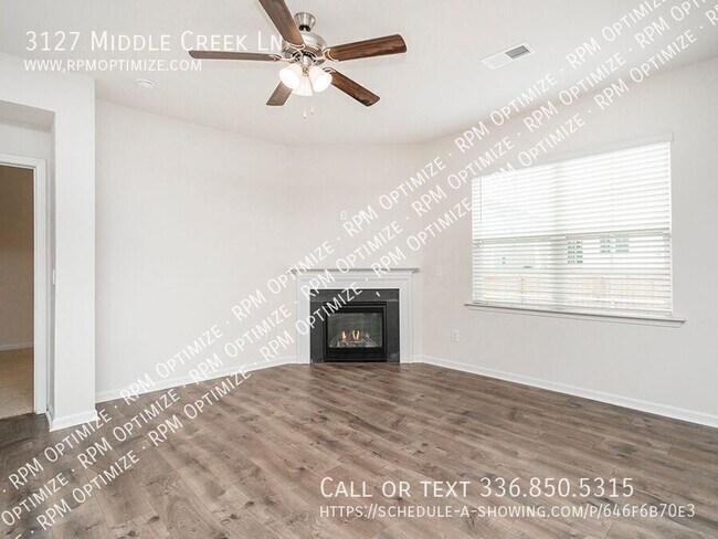 Building Photo - 3127 Middle Creek Ln