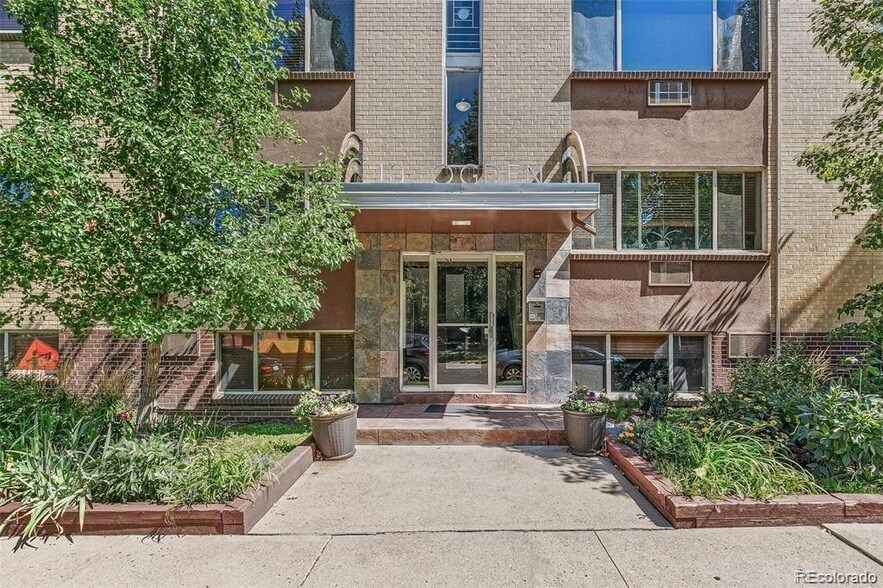 Foto principal - 10 N Ogden St