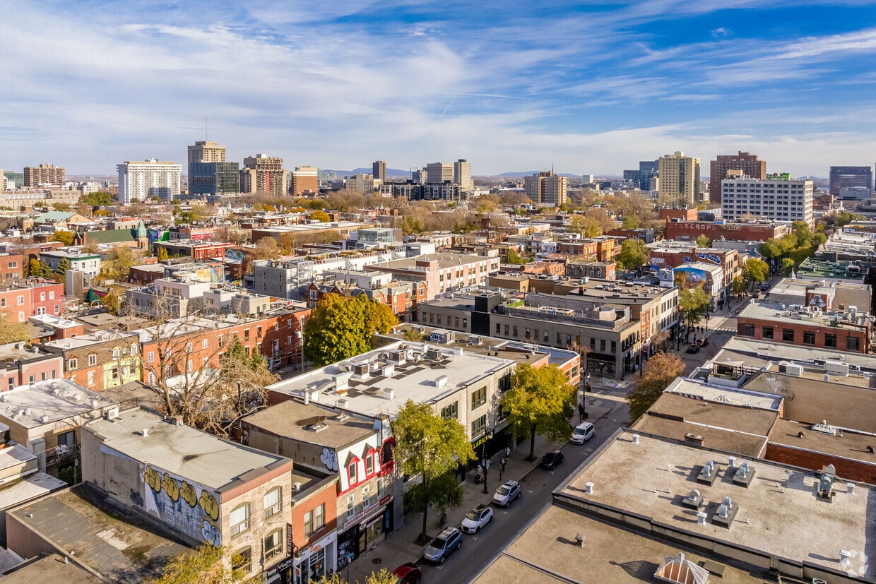 Aerial Photo - 3827 Boul. Saint-Laurent