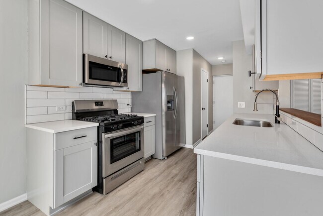 Building Photo - 721 Sunfish Pt