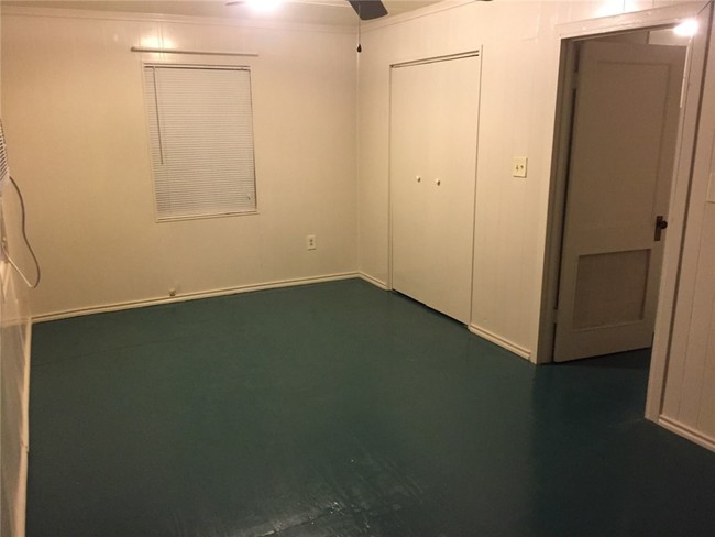 Building Photo - 278 TX-304