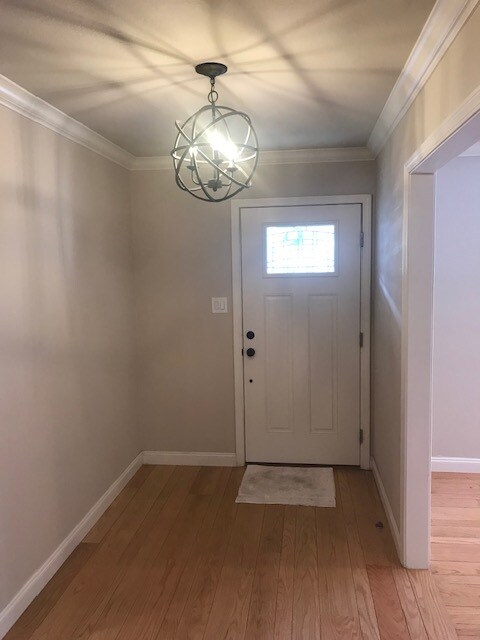 Entry Way - 607 Moraga Way