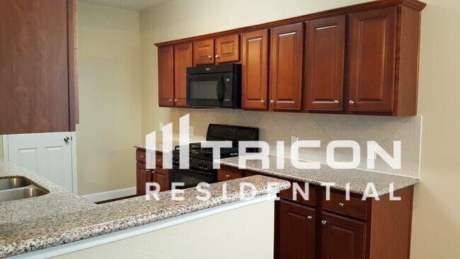 Foto del edificio - 12314 Village of Kings Lake Boulevard Hous...