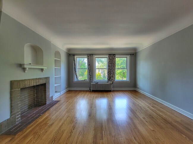 Foto del edificio - 4831 Lee St