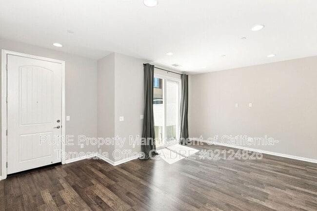 Building Photo - 44047 Soler Ct